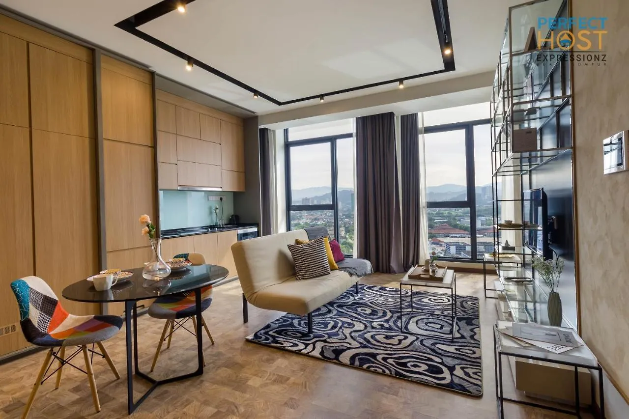 *** Aparthotel Expressionz Suites Kl By Perfect Host Kuala Lumpur Malaysia